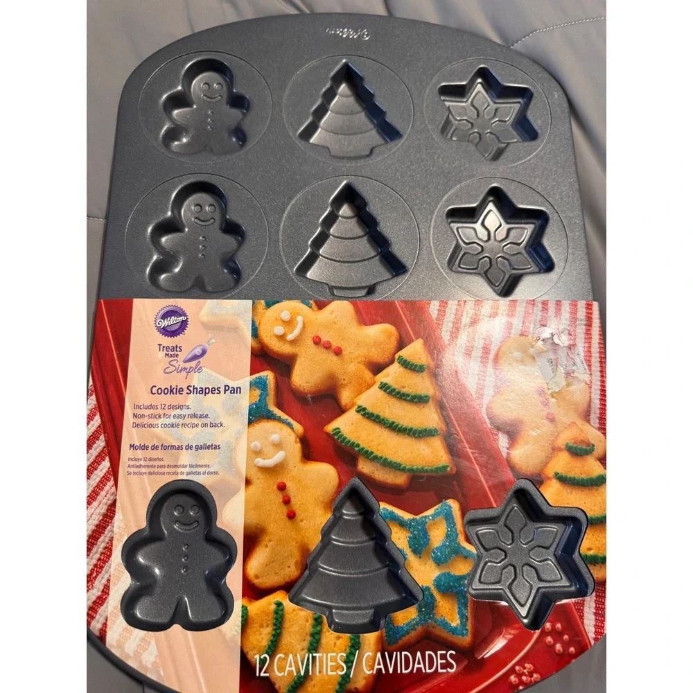 Wilton Treats Made Simple Holiday Cookie Shp Pan 12 Cavity Non-Stick 2105-5081